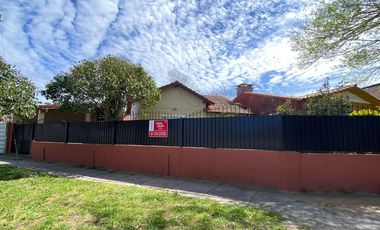 Casa en venta con gas natural en Mar de Ajó