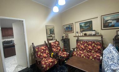 Casa en venta con gas natural en Mar de Ajó