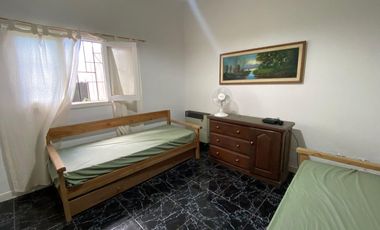 Casa en venta con gas natural en Mar de Ajó