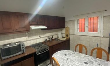 Casa en venta con gas natural en Mar de Ajó