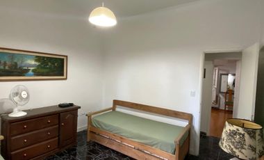 Casa en venta con gas natural en Mar de Ajó