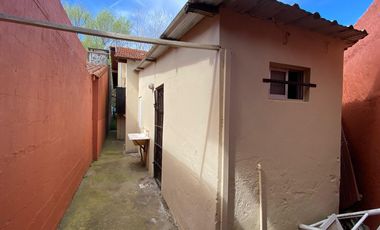 Casa en venta con gas natural en Mar de Ajó