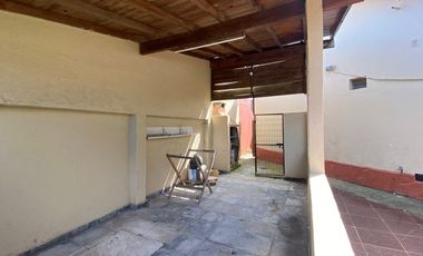 Casa en venta con gas natural en Mar de Ajó