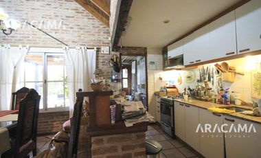 CASA en VENTA en Campos De Echeverría - Canning