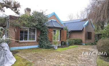 CASA en VENTA en Campos De Echeverría - Canning