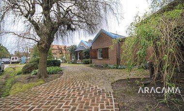 CASA en VENTA en Campos De Echeverría - Canning