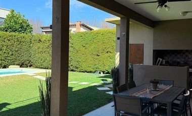 CASA 4 AMBIENTES EN VENTA, BARRIO LOS PARAISOS, LOS CARDALES