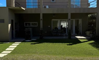 CASA 4 AMBIENTES EN VENTA, BARRIO LOS PARAISOS, LOS CARDALES