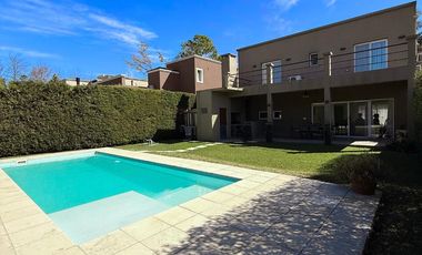 CASA 4 AMBIENTES EN VENTA, BARRIO LOS PARAISOS, LOS CARDALES