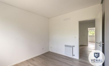 Casa Venta 4 amb 3 dorm a estrenar pileta y Gas en complejo cerrado Villa Elvira, Gral. Pacheco