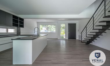 Casa Venta 4 amb 3 dorm a estrenar pileta y Gas en complejo cerrado Villa Elvira, Gral. Pacheco
