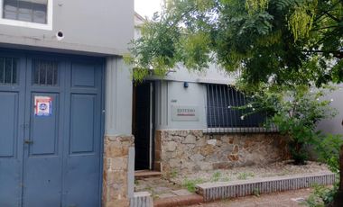 Casa en Quilmes en  venta