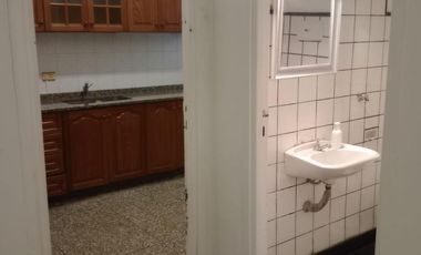 Casa en Quilmes en  venta