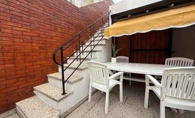 Casa cuatro ambientes jardin cochera terraza en venta en Wilde