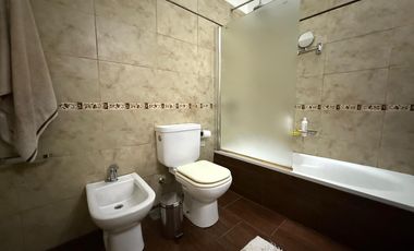 Casa cuatro ambientes jardin cochera terraza en venta en Wilde