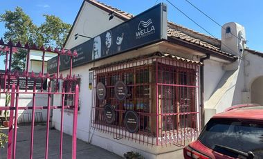 ARRIENDO CASA PARA PELUQUERIA  Y VENTA DE LLAVES