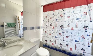 Casa en Arriendo en av. chicureo