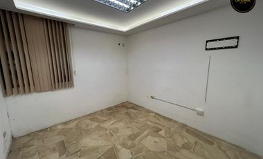Local de arriendo en Cdla Guayaquil – código:22232