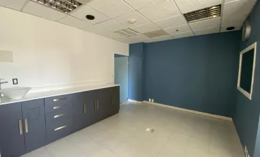 Oficina en renta en Bosques de las Palmas, Huixquilucan, México