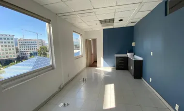 Oficina en renta en Bosques de las Palmas, Huixquilucan, México