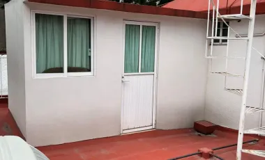 Casa en venta en Ciudad Satelite, Naucalpan de Juárez, México
