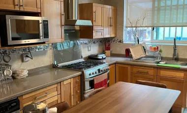 Casa en venta en Ciudad Satelite, Naucalpan de Juárez, México