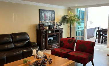 Casa en venta en Ciudad Satelite, Naucalpan de Juárez, México