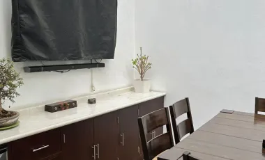 Casa en venta en Ciudad Satelite, Naucalpan de Juárez, México