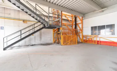 Nave en renta en Los Olivos, Tláhuac, Ciudad de México