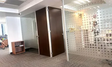 Oficina en renta en Lomas Verdes (Conjunto Lomas Verdes), Naucalpan de Juárez, México