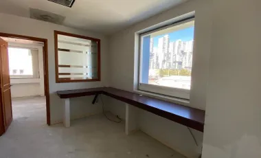 Oficina en renta en Bosques de las Palmas, Huixquilucan, México