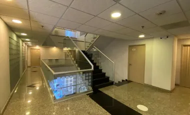 Oficina en renta en Bosques de las Palmas, Huixquilucan, México