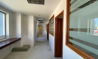 Oficina en renta en Bosques de las Palmas, Huixquilucan, México