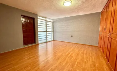 Casa en renta en Jardines del Moral, León, Guanajuato