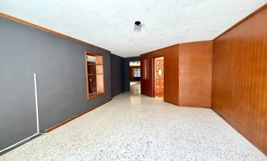 Casa en renta en Jardines del Moral, León, Guanajuato