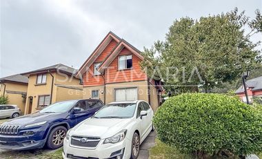 Casa en Venta en Avenida Laguna Grande, San Pedro del Valle