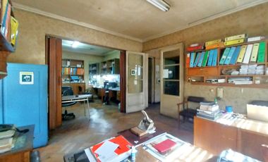 En esquina Comercial Industrial Oficinas Venta Quinta Normal