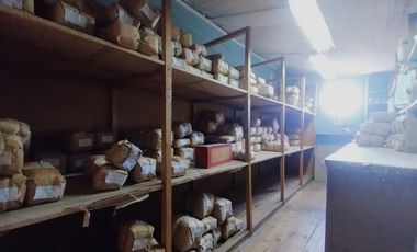 En esquina Comercial Industrial Oficinas Venta Quinta Normal