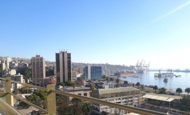 VENTA DEPARTAMENTO CON VISTA AL MAR EN BARRIO CON EXCELENTE CONECTIVIDAD , VALPARAÍSO