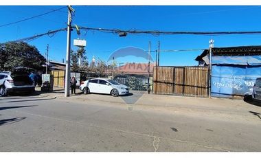 ¡Terreno Ideal en Renca, 2154 m², 10 Hab, 5 Baños!