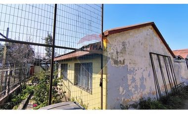 ¡Terreno Ideal en Renca, 2154 m², 10 Hab, 5 Baños!