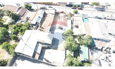 ¡Terreno Ideal en Renca, 2154 m², 10 Hab, 5 Baños!