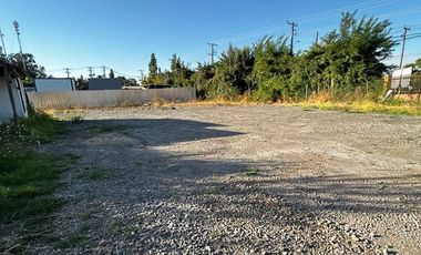 Terreno en arriendo - Uso comercial / industrial