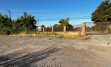 Terreno en arriendo - Uso comercial / industrial