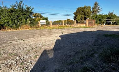 Terreno en arriendo - Uso comercial / industrial