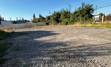 Terreno en arriendo - Uso comercial / industrial