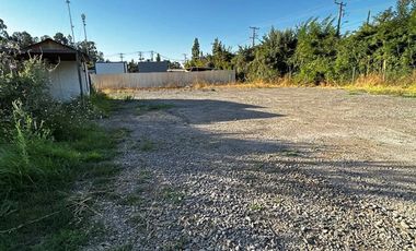 Terreno en arriendo - Uso comercial / industrial