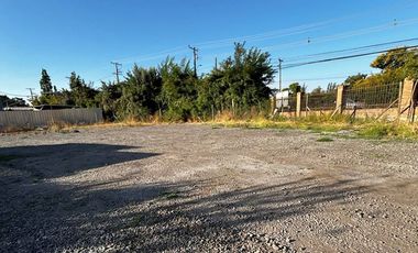 Terreno en arriendo - Uso comercial / industrial