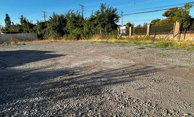 Terreno en arriendo - Uso comercial / industrial