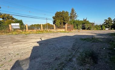 Terreno en arriendo - Uso comercial / industrial